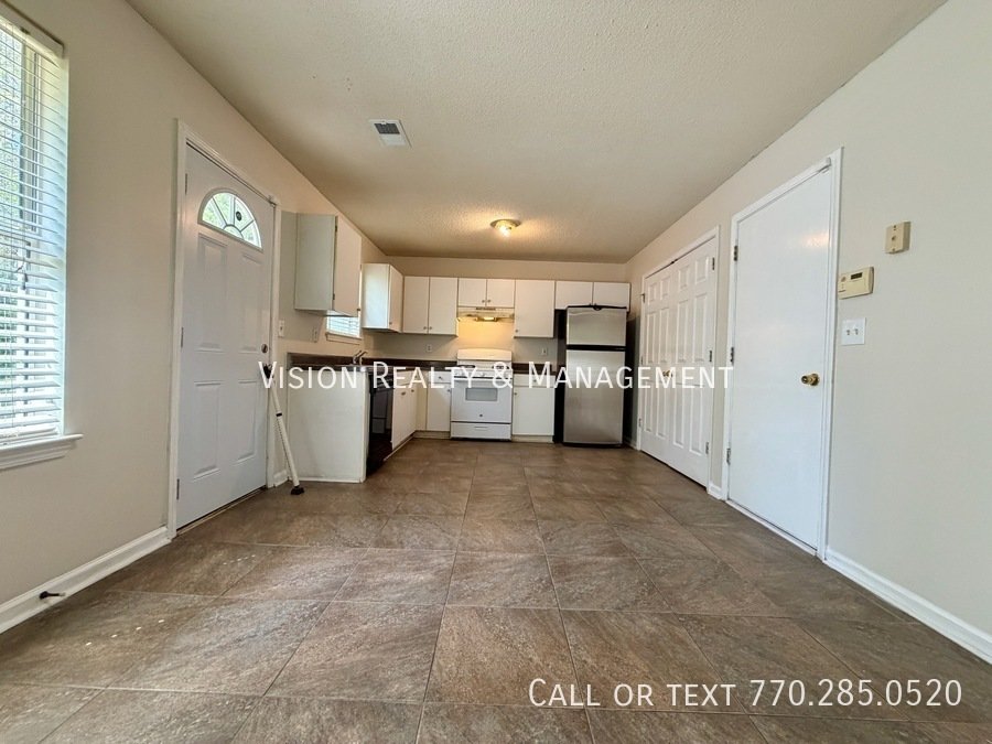 Lovely 3BD/2.5 BA In Lithonia property image