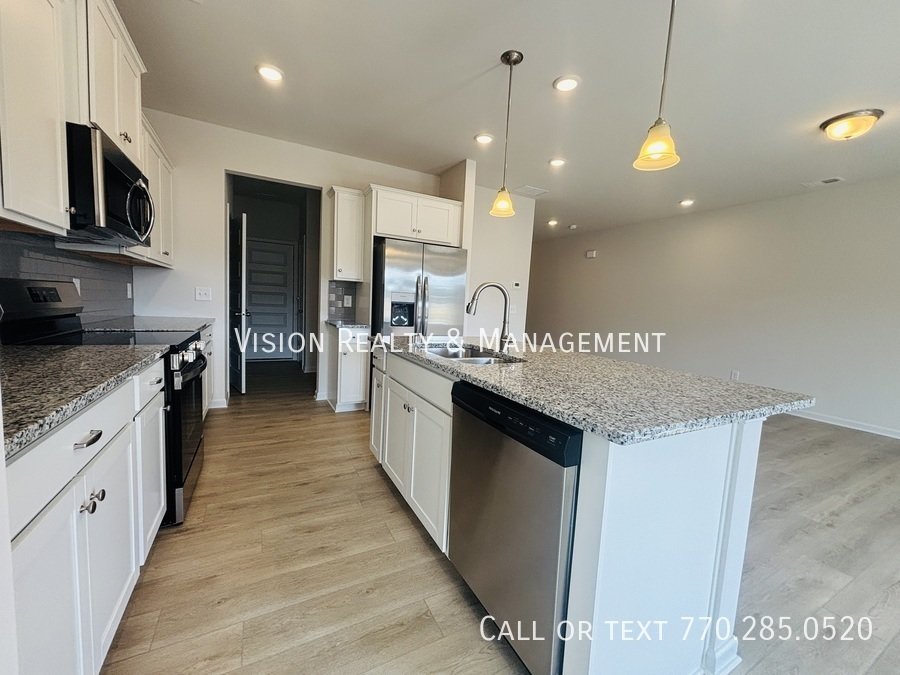 Brand New 3-Bedroom Townhome in Villa Rica,  Minutes from I-20! property image