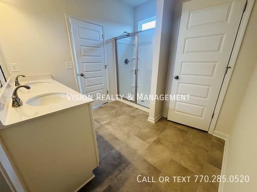 Brand New 3-Bedroom Townhome in Villa Rica,  Minutes from I-20! property image