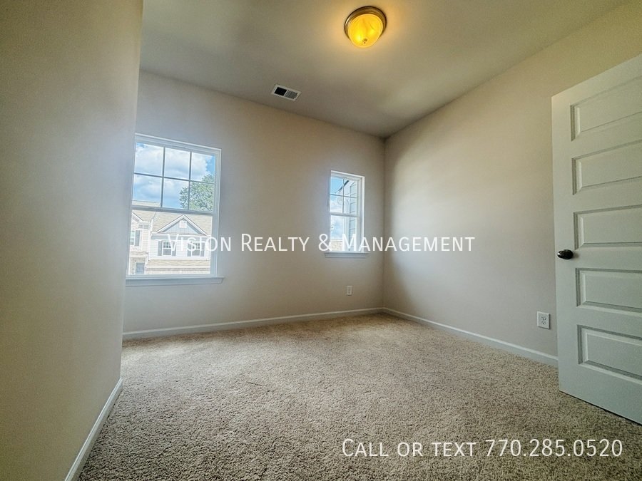 Brand New 3-Bedroom Townhome in Villa Rica,  Minutes from I-20! property image