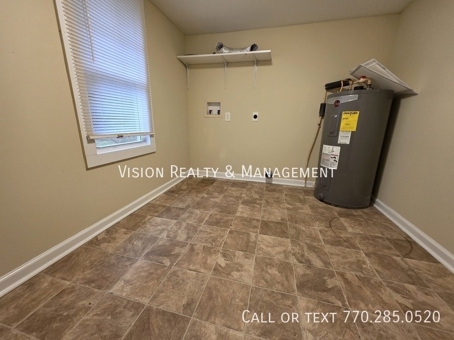 Charming 3 BR 2 BA Bowdon Home property image