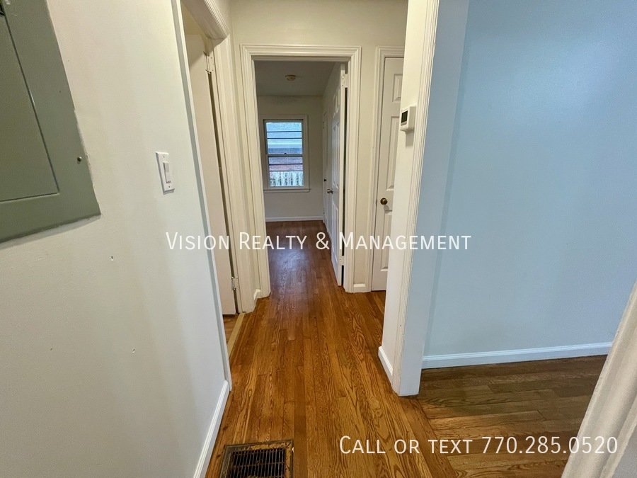 Charming 3 Bedroom Home in Lithia Springs property image