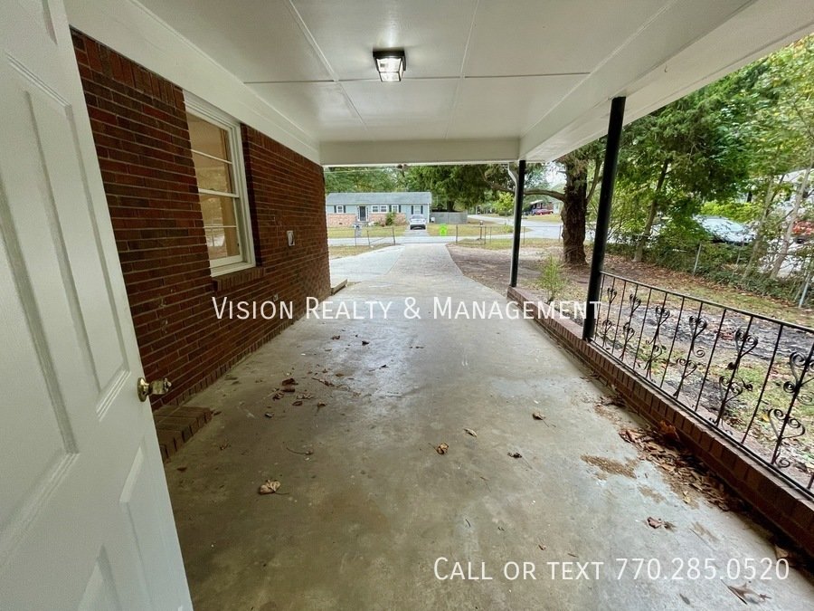 Charming 3 Bedroom Home in Lithia Springs property image