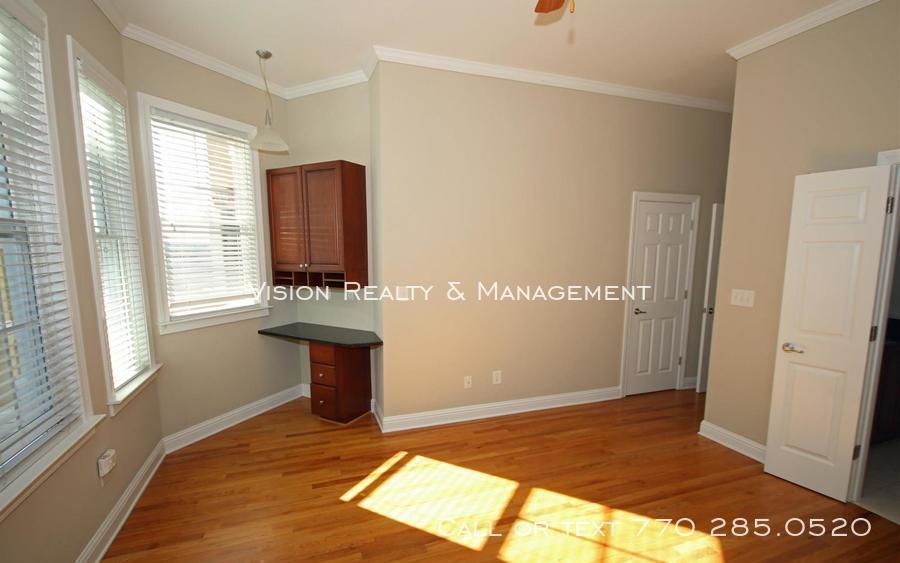 829 Clifton Heights Ln.- Luxury Townhome property image