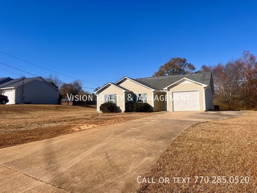 370 Lambert Overlook Circle property image