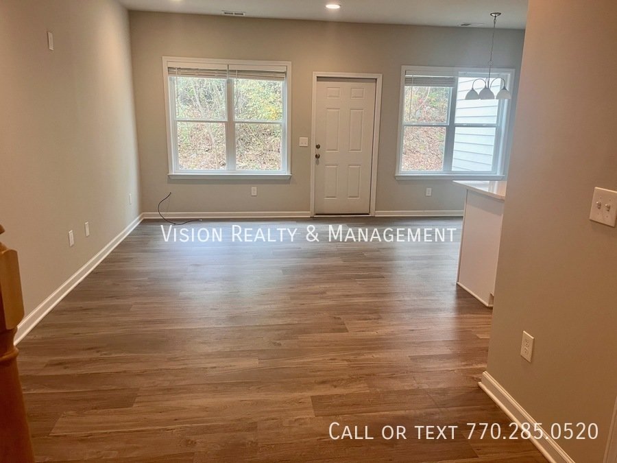 Beautiful 3 BD 2.5 BA Townhome MOVE in READY property image