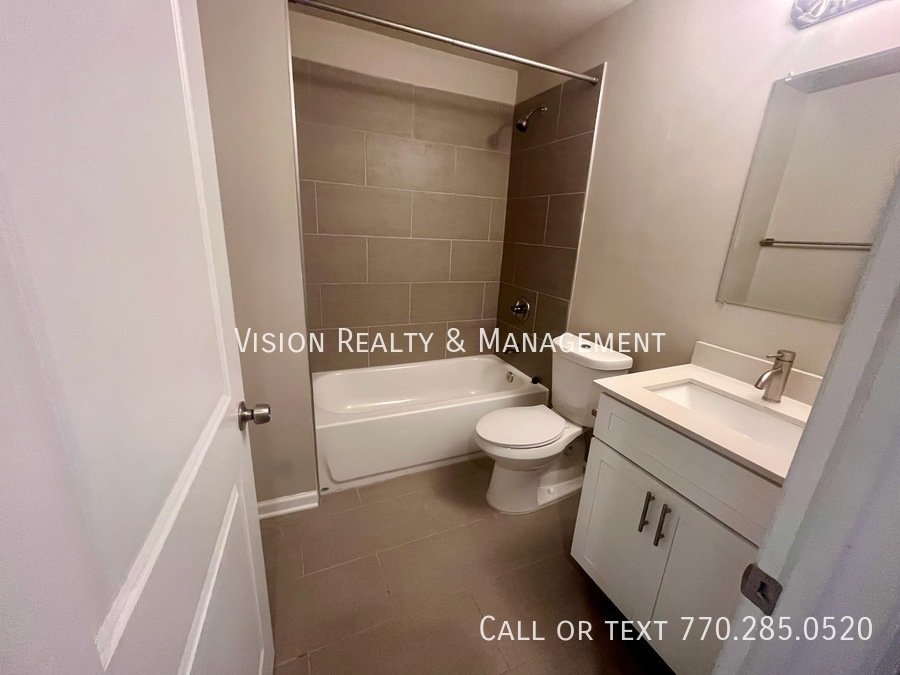 Beautiful 3 BD 2.5 BA Townhome MOVE in READY property image