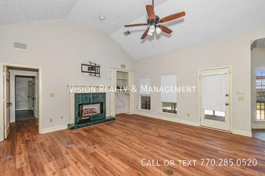 Charming 4BD/2BA In Montgomery property image