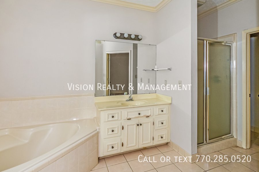 Charming 4BD/2BA In Montgomery property image