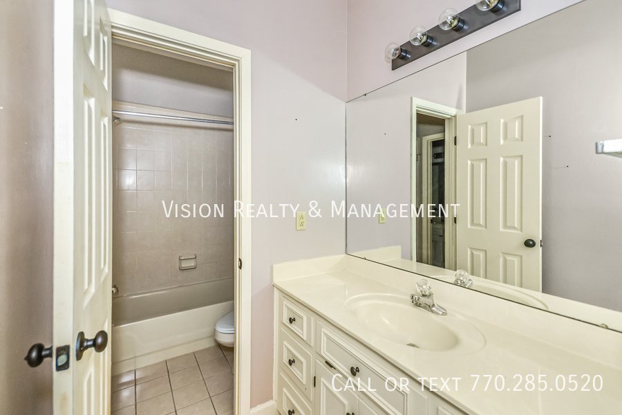 Charming 4BD/2BA In Montgomery property image