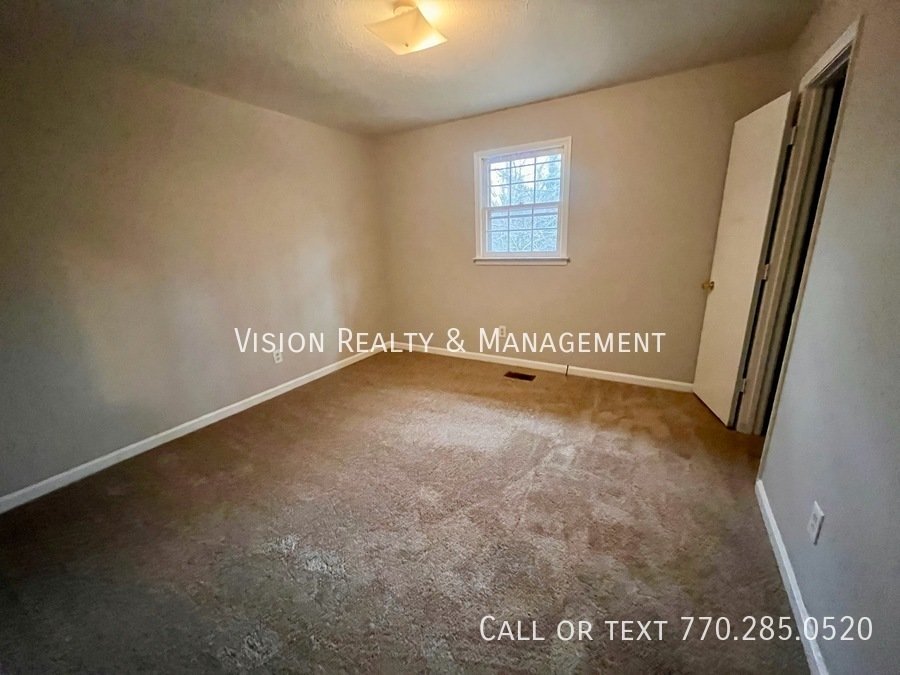 270 Sage Dr. property image