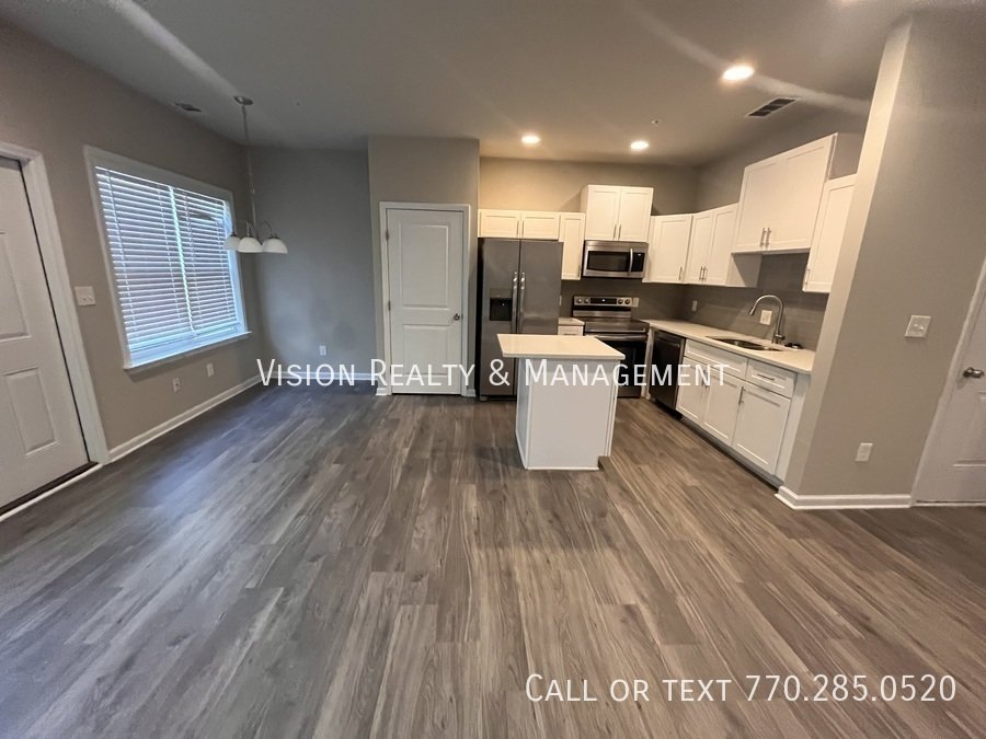Beautiful 3 BD 2.5 BA Townhome MOVE in READY property image