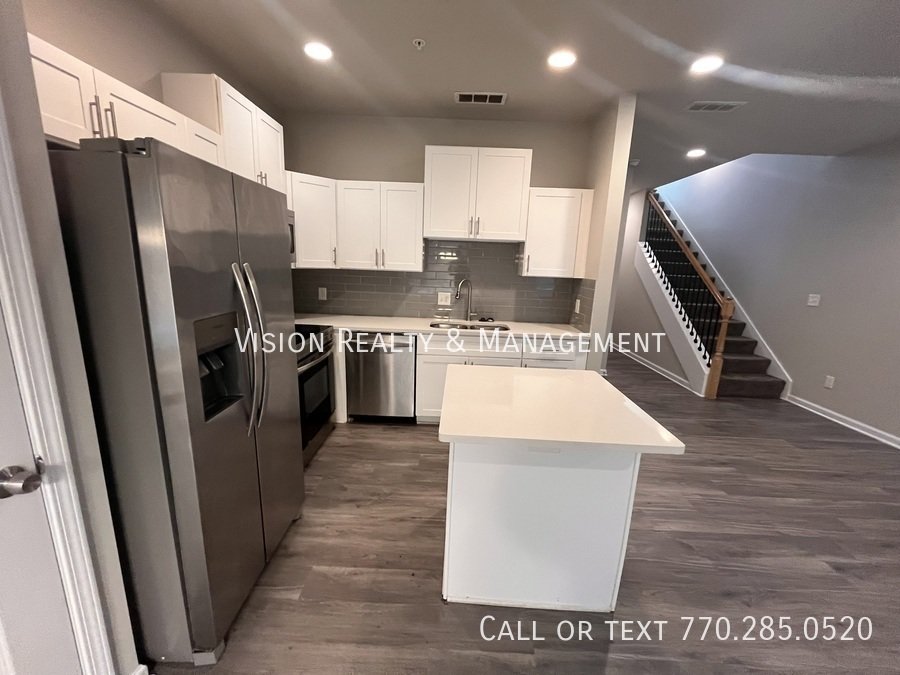 Beautiful 3 BD 2.5 BA Townhome MOVE in READY property image