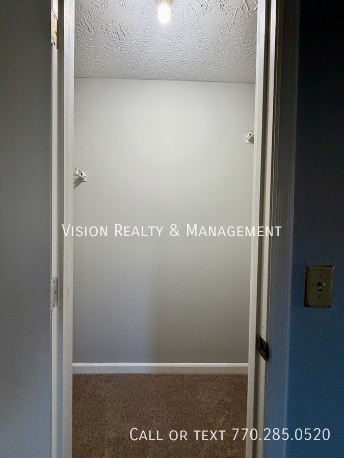 Beautiful 1BD 1.5 BA Townhome MOVE in READY property image