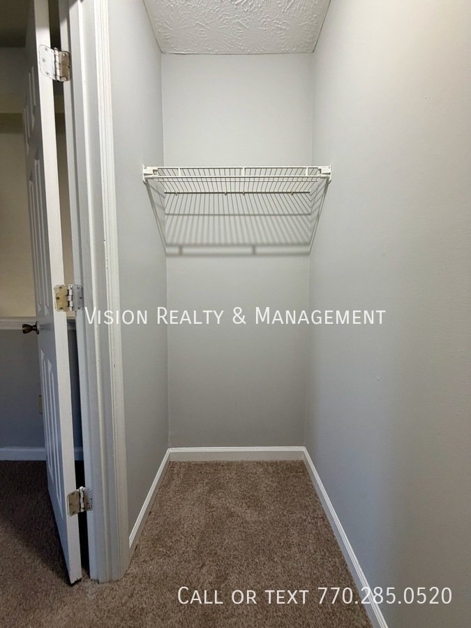 Beautiful 1BD 1.5 BA Townhome MOVE in READY property image