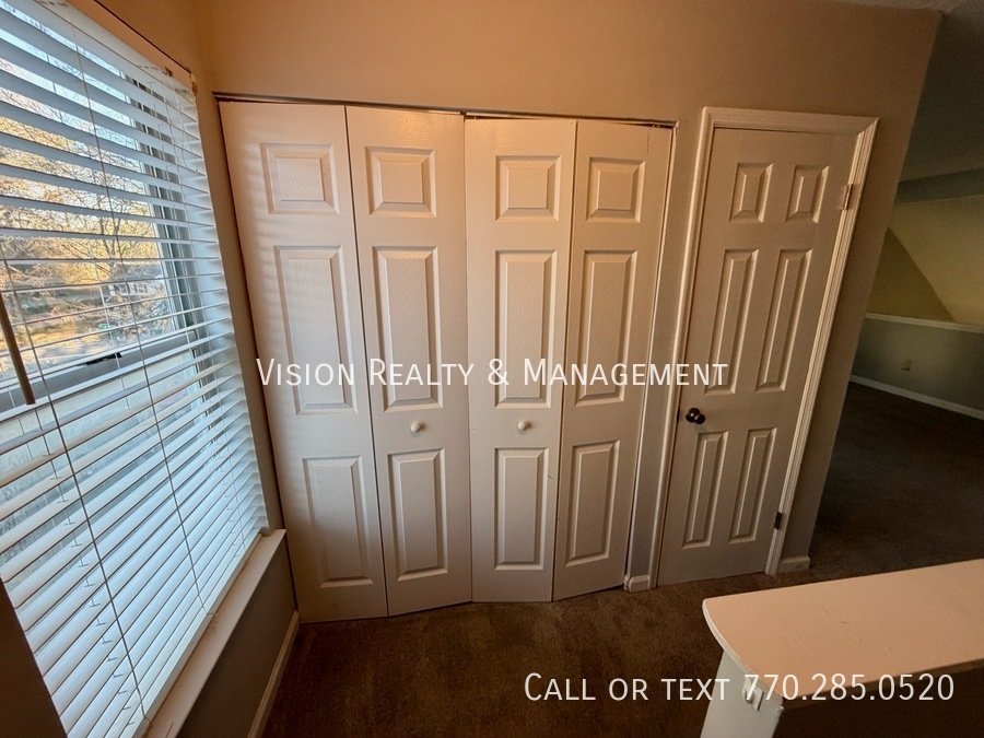 Beautiful 1BD 1.5 BA Townhome MOVE in READY property image