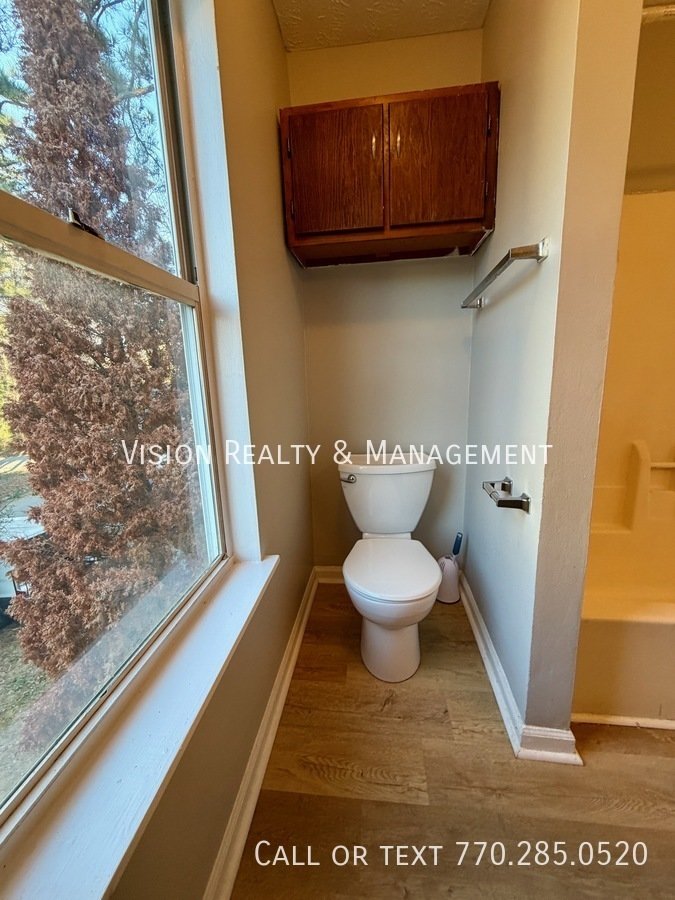 Beautiful 1BD 1.5 BA Townhome MOVE in READY property image