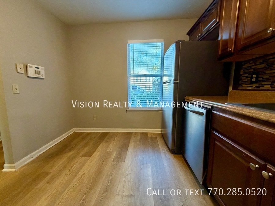 Beautiful 1BD 1.5 BA Townhome MOVE in READY property image