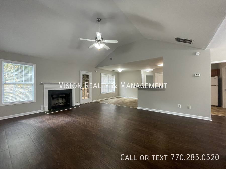 377 Oakhaven Way property image