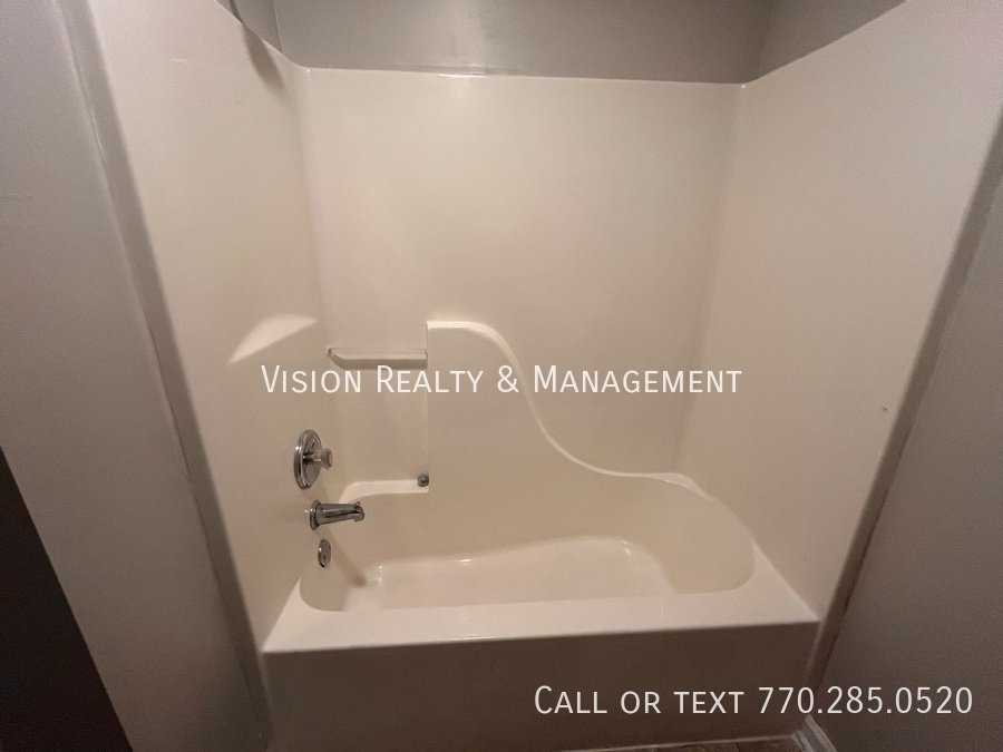 362 Lambert Overlook Cir. property image