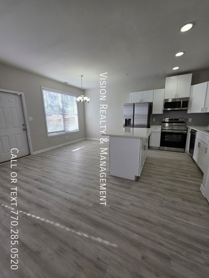 Beautiful 3 BD 2.5 BA Townhome MOVE in READY property image