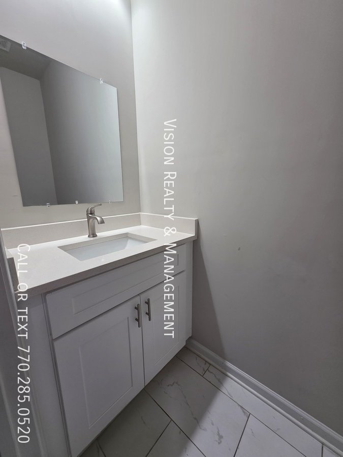 Beautiful 3 BD 2.5 BA Townhome MOVE in READY property image