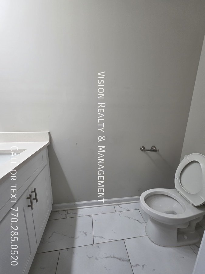 Beautiful 3 BD 2.5 BA Townhome MOVE in READY property image