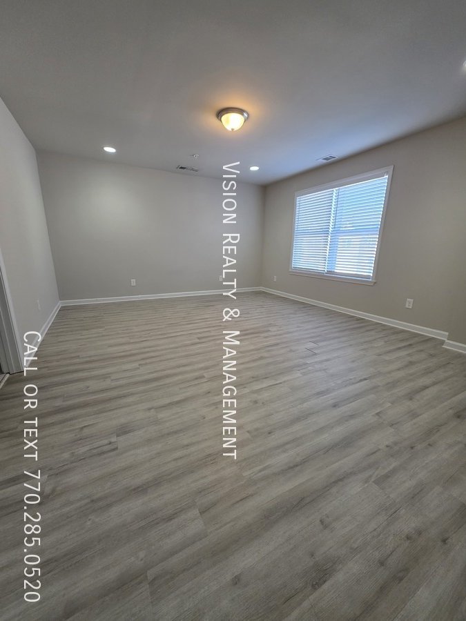 Beautiful 3 BD 2.5 BA Townhome MOVE in READY property image