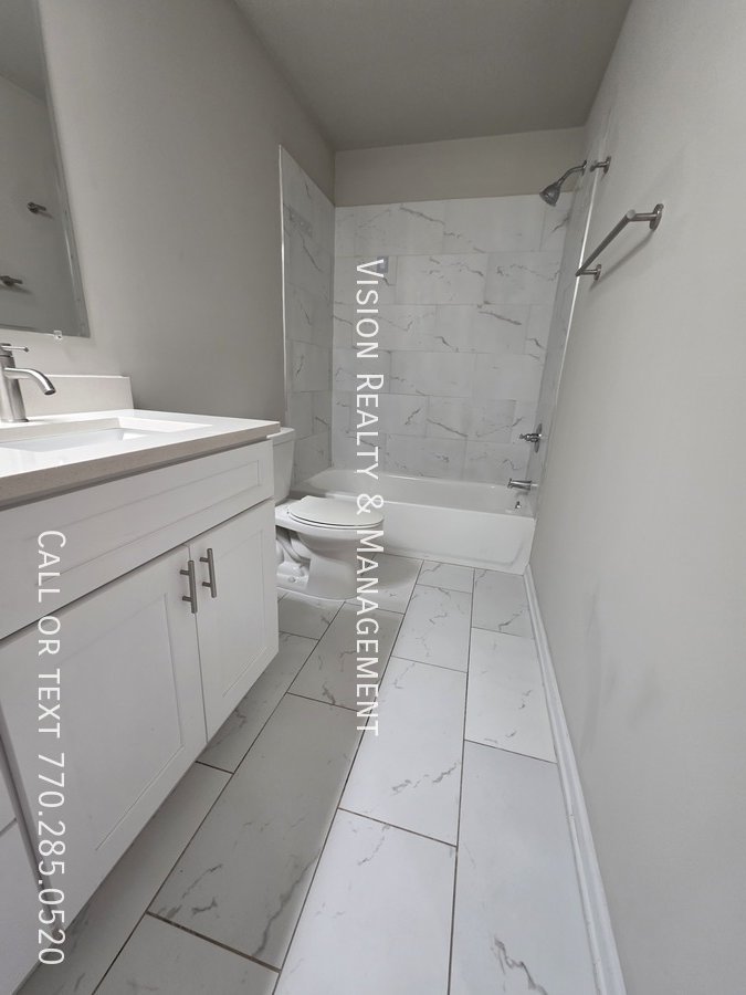 Beautiful 3 BD 2.5 BA Townhome MOVE in READY property image