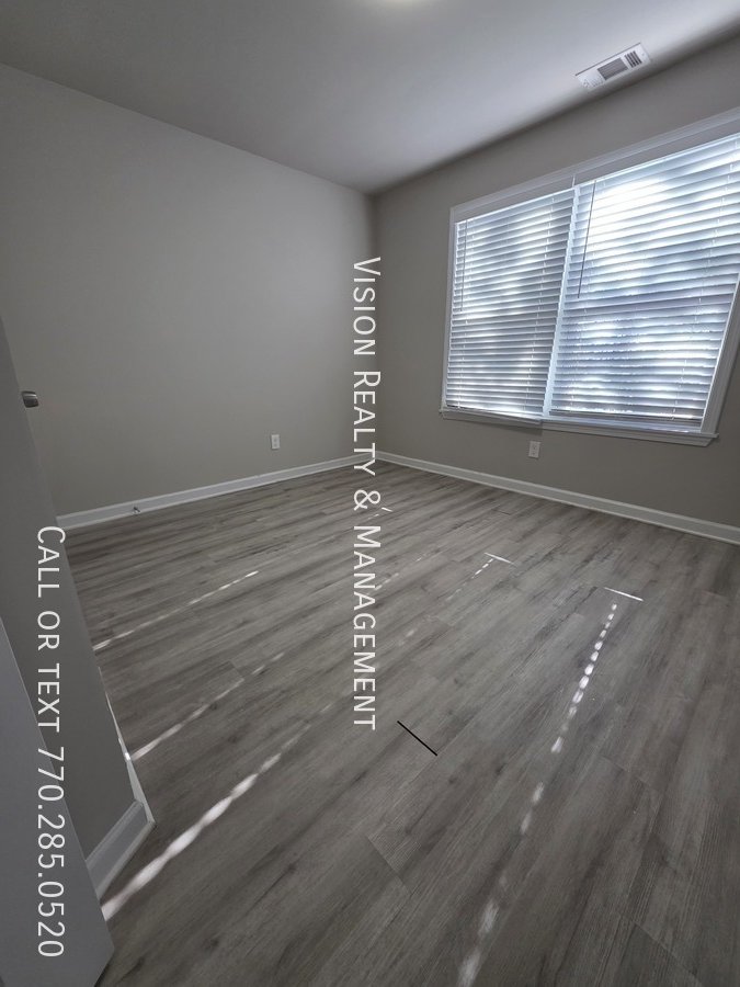 Beautiful 3 BD 2.5 BA Townhome MOVE in READY property image