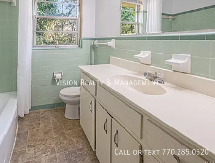 Flamingo Lane: where space, style, and comfort flock together. property image