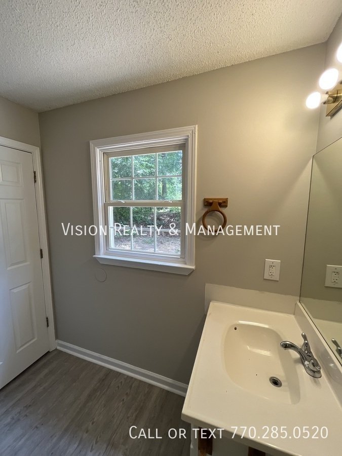 Three Bedroom/ Two Bath in Carrollton property image