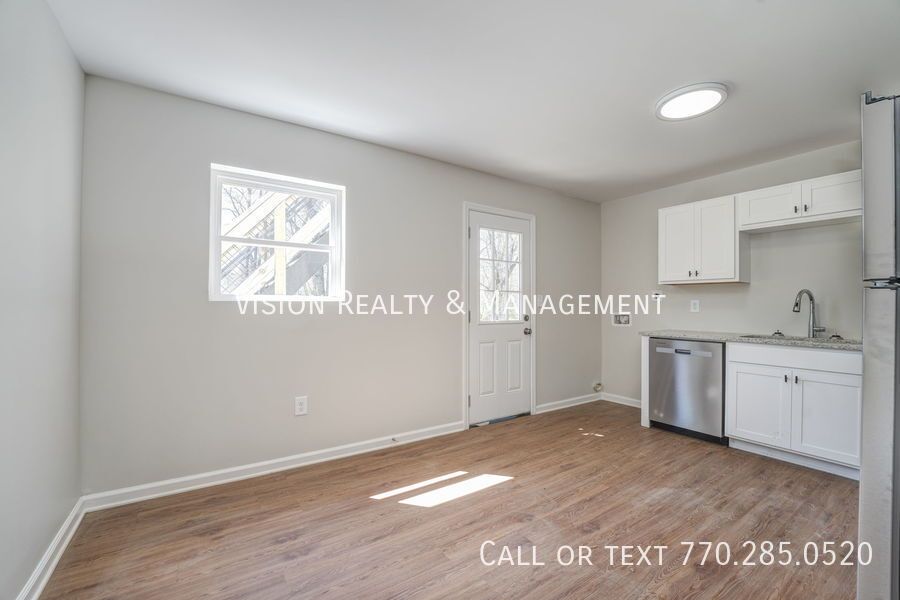 Lovely 2BR 1 BA in Bremen! property image