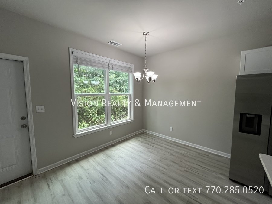 Beautiful 3 BD 2.5 BA Townhome MOVE in READY property image