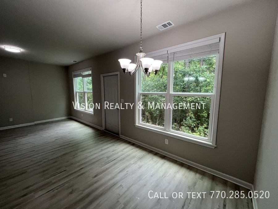 Beautiful 3 BD 2.5 BA Townhome MOVE in READY property image
