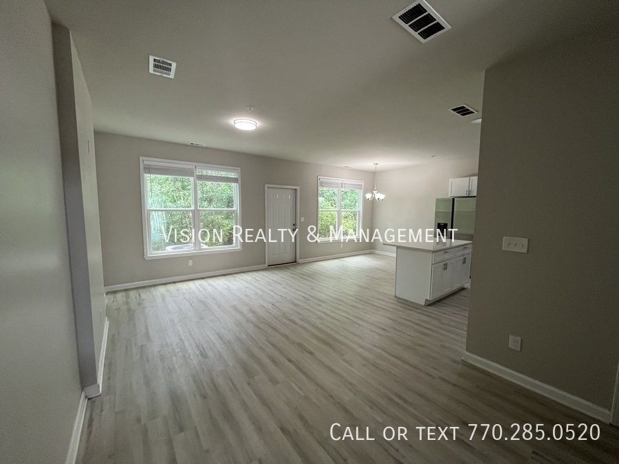 Beautiful 3 BD 2.5 BA Townhome MOVE in READY property image