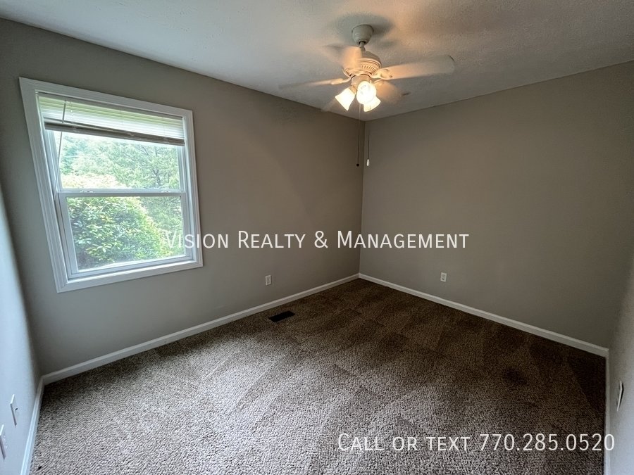 Charming 3BD/2BA in Villa Rica property image