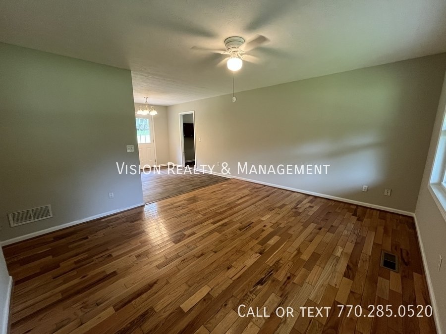 Charming 3BD/2BA in Villa Rica property image