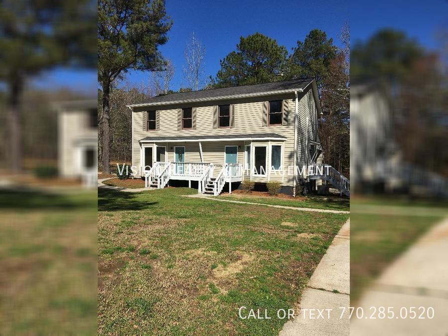 3BR/2BA Duplex Home property image