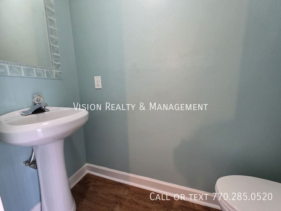 Hidden Creek Condominiums property image