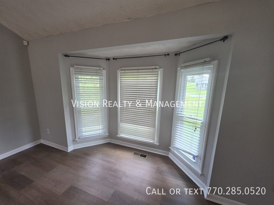 985 S Lassetter Cir property image