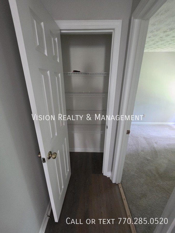 985 S Lassetter Cir property image