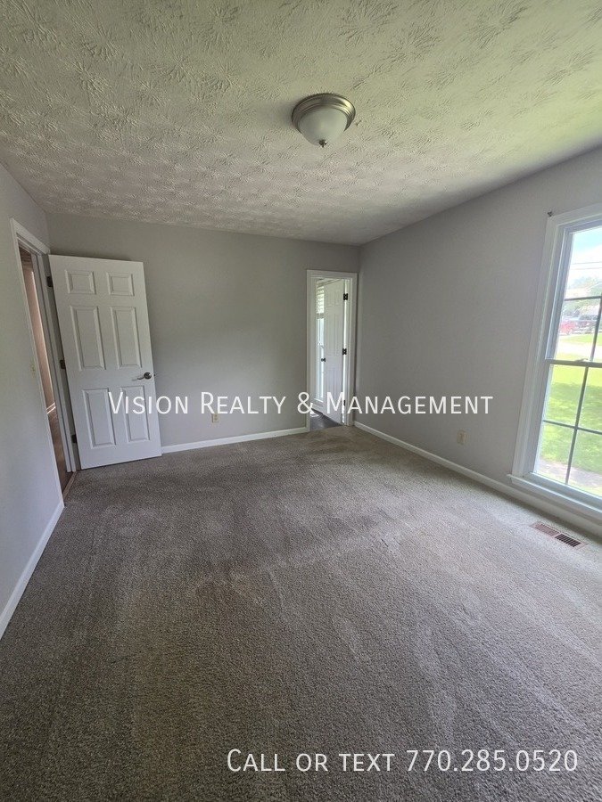 985 S Lassetter Cir property image