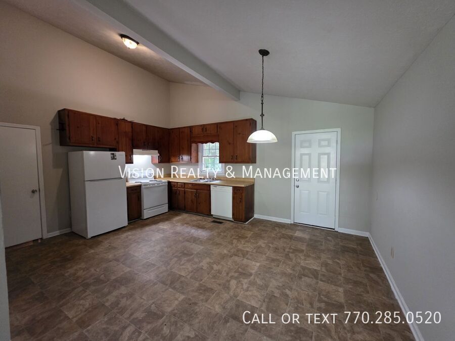 155 Pine Hill Dr. property image