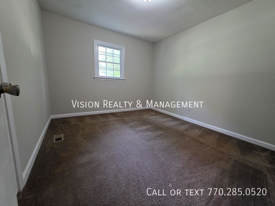 155 Pine Hill Dr. property image
