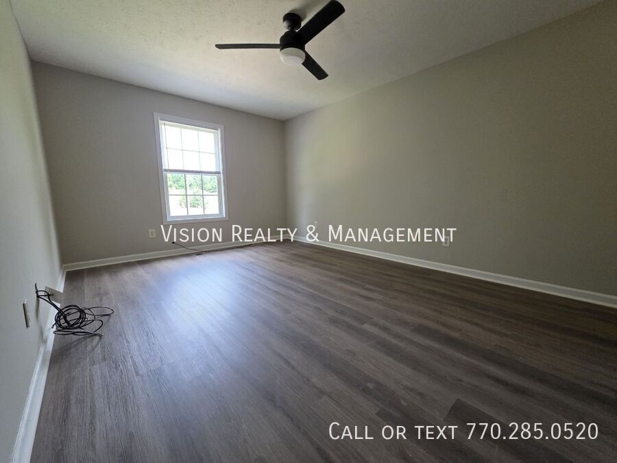 258 Lambert Overlook Cir. property image