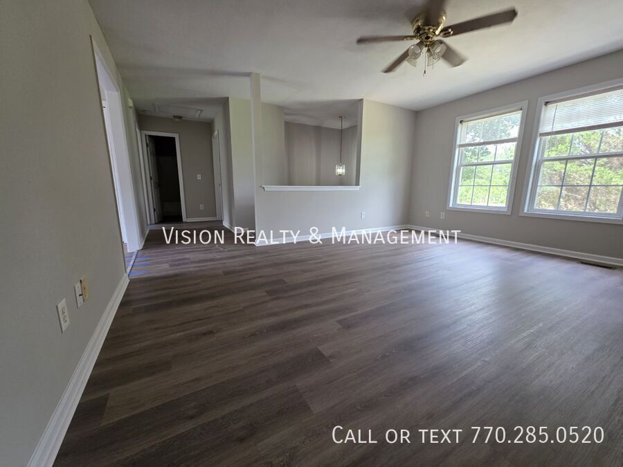 258 Lambert Overlook Cir. property image