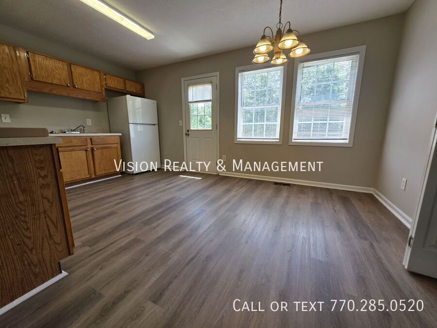 258 Lambert Overlook Cir. property image