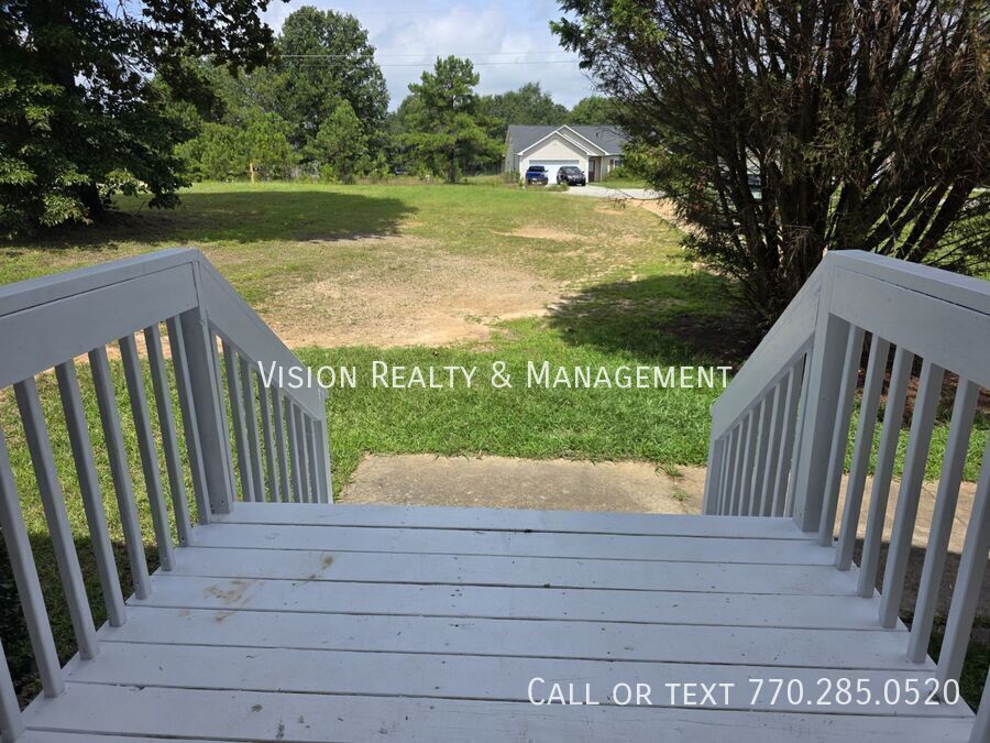 258 Lambert Overlook Cir. property image