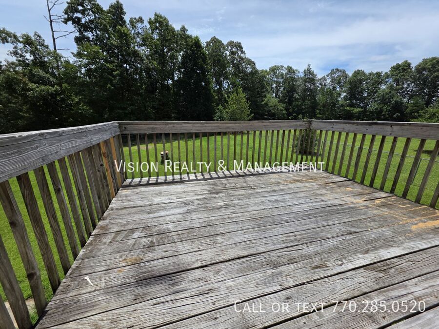 258 Lambert Overlook Cir. property image